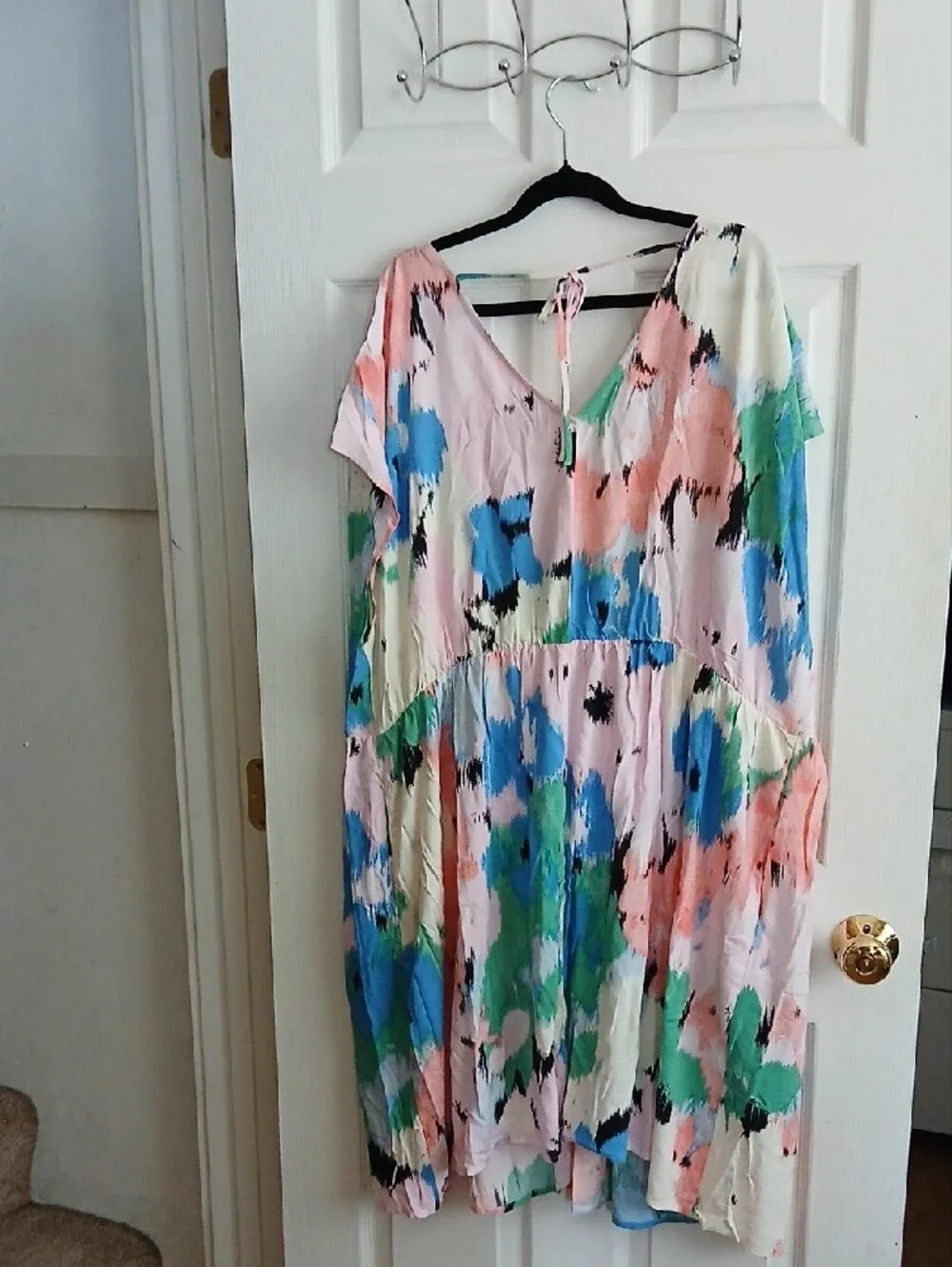 Ava & Viv Multicolor Watercolor V-Neck Midi Dress - Picture 2 of 3